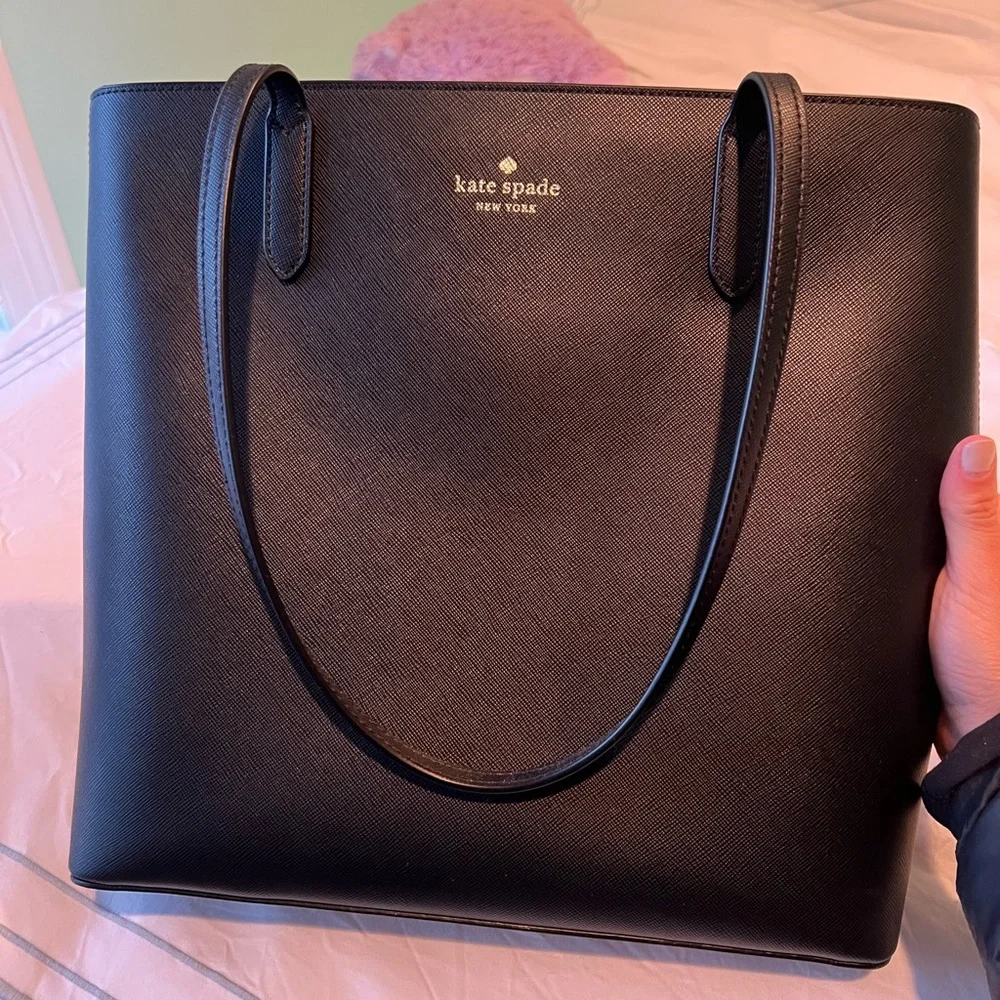 Brand new Kate Spade purse - Picture 1 of 3